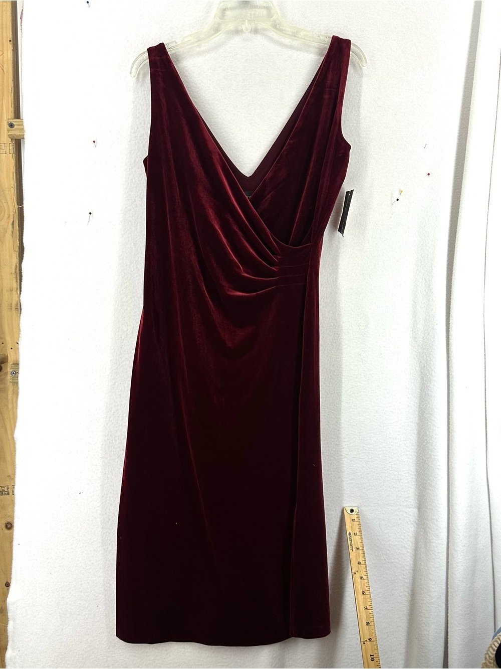 Jones New York Dress Women’s Small Burgundy Velvet Midi Dress NWT